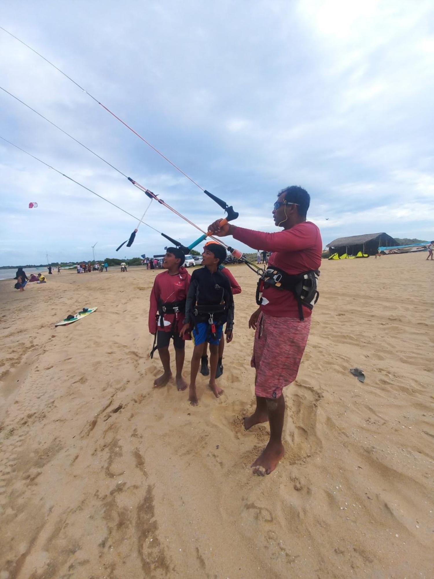 Red Coral Kitesurfing Resort Калпития Екстериор снимка