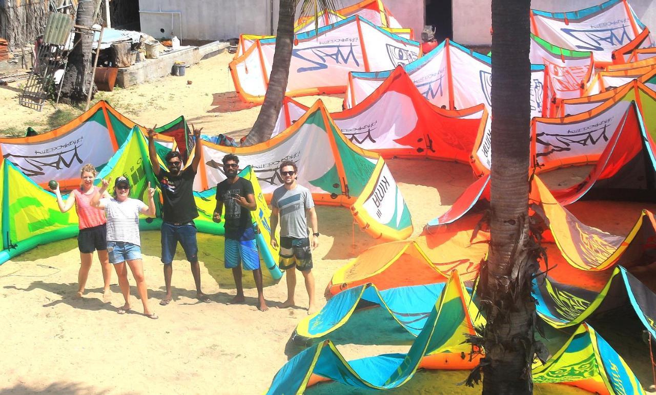 Red Coral Kitesurfing Resort Калпития Екстериор снимка